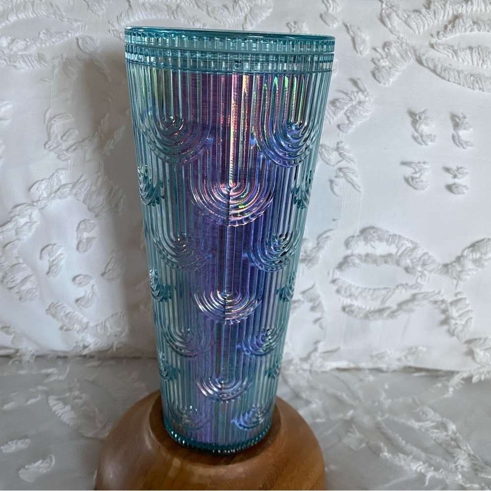 Starbucks Spring 2022 Teal Mermaid Scale Iridescent Venti Tumbler 24 Ounce - Picture 4 of 11